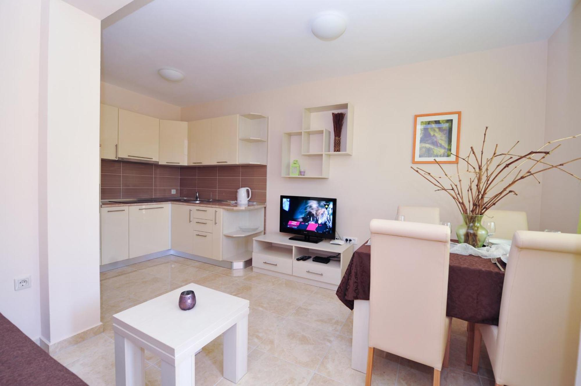 Lastura Aparthotel & Mobile Homes Novalja Room photo