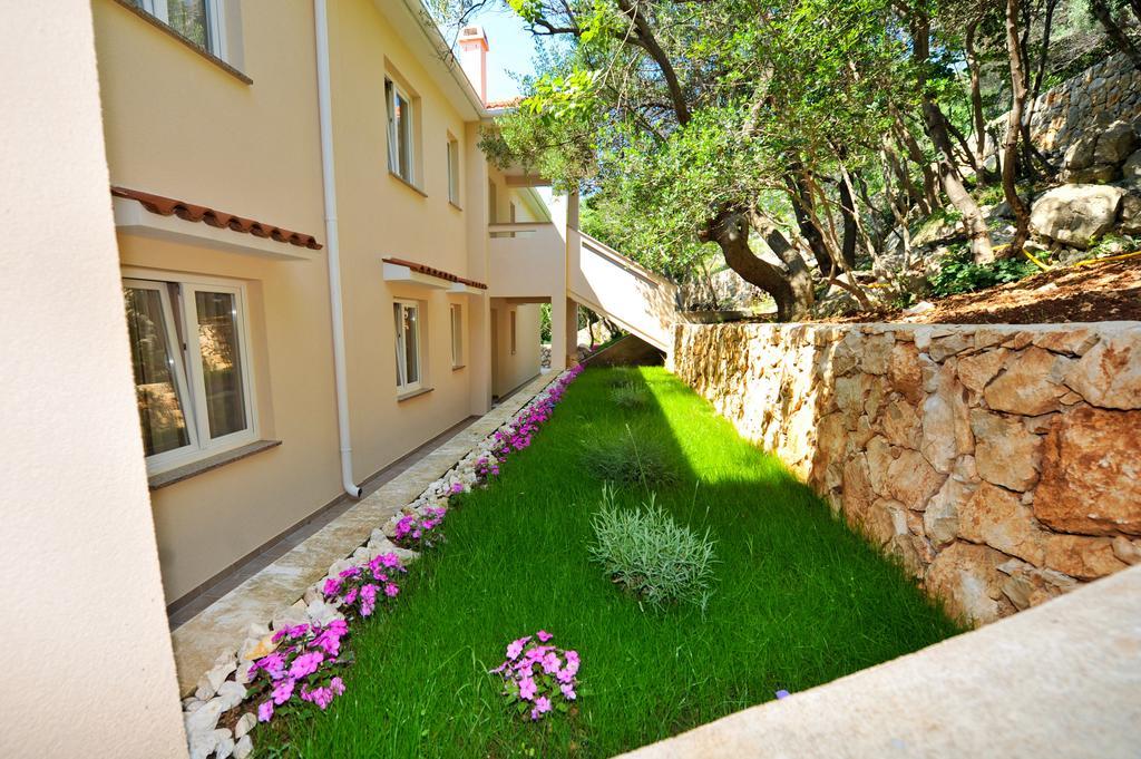 Lastura Aparthotel & Mobile Homes Novalja Exterior photo