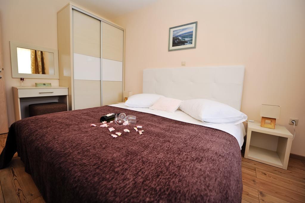 Lastura Aparthotel & Mobile Homes Novalja Room photo