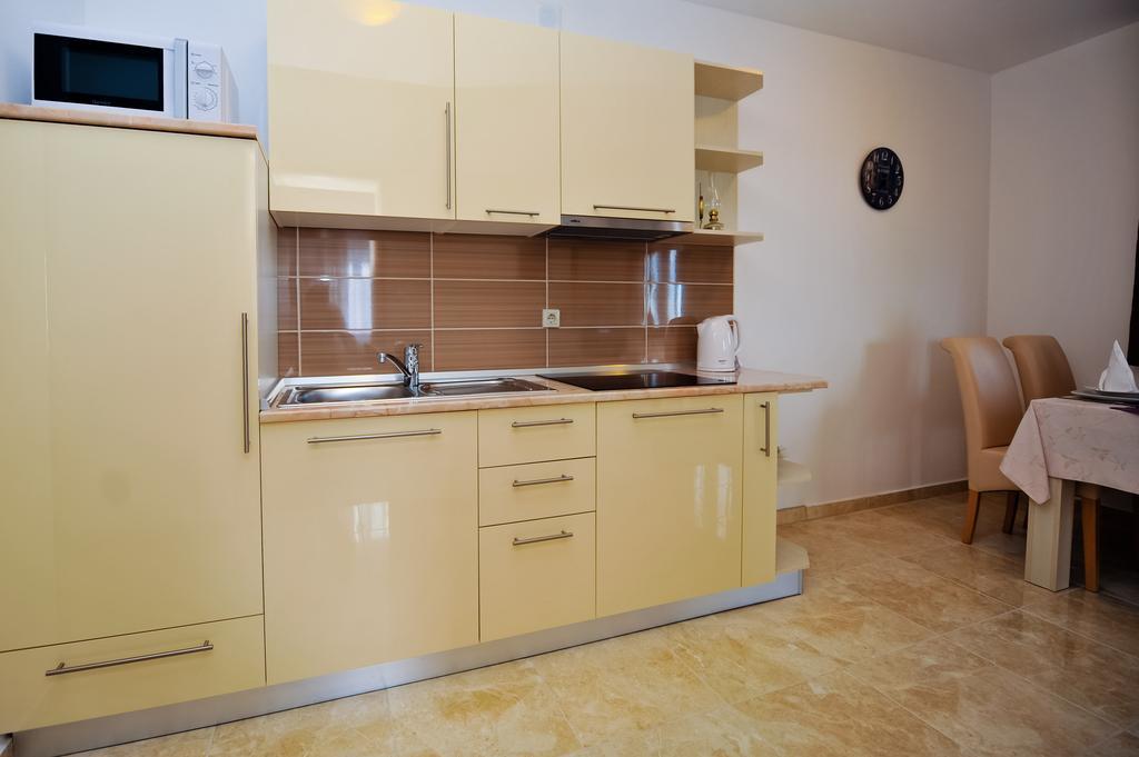 Lastura Aparthotel & Mobile Homes Novalja Room photo